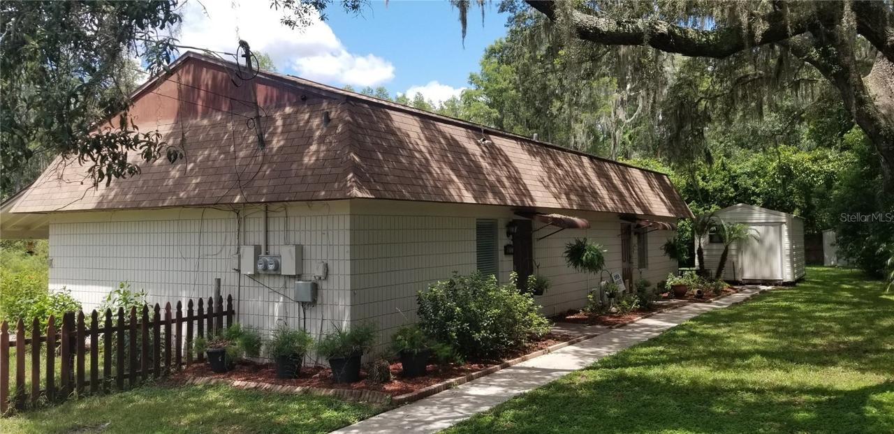 18717 & 18715 S Hamilton St., Lutz, FL 33549