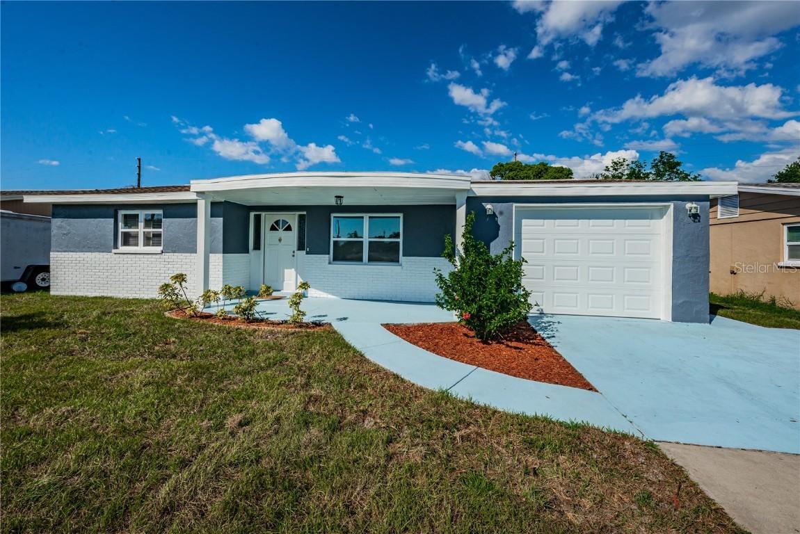 1350 Classic Dr., Holiday, FL 34691