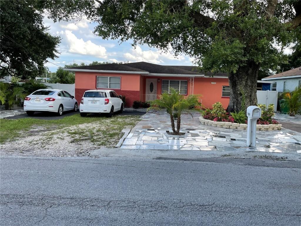 2308 W Aileen St., Tampa, FL 33607
