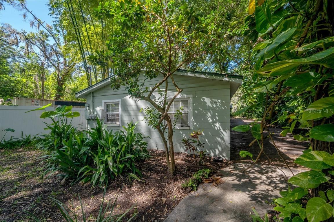 1601 E Mulberry Dr., Tampa, FL 33604