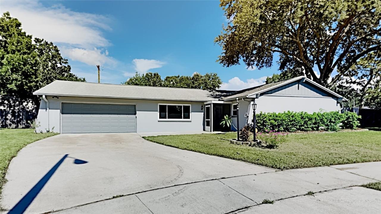 204 Van Gogh Cir., Brandon, FL 33511