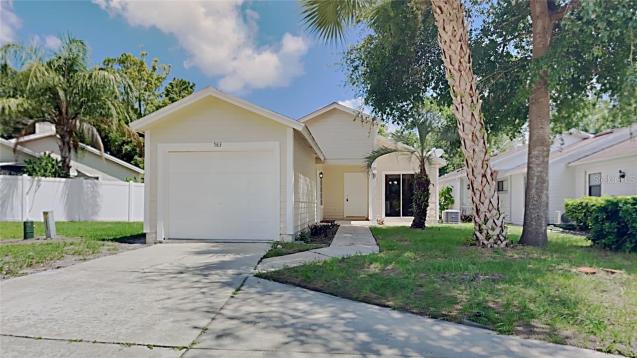 583 Portland Cir., Apopka, FL 32703