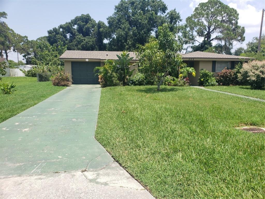 305 5th Ave., Ruskin, FL 33570