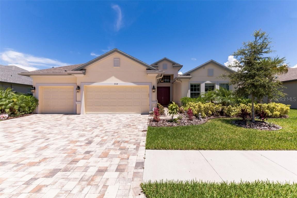 909 Bee Branch Ct., Palm Harbor, FL 34683