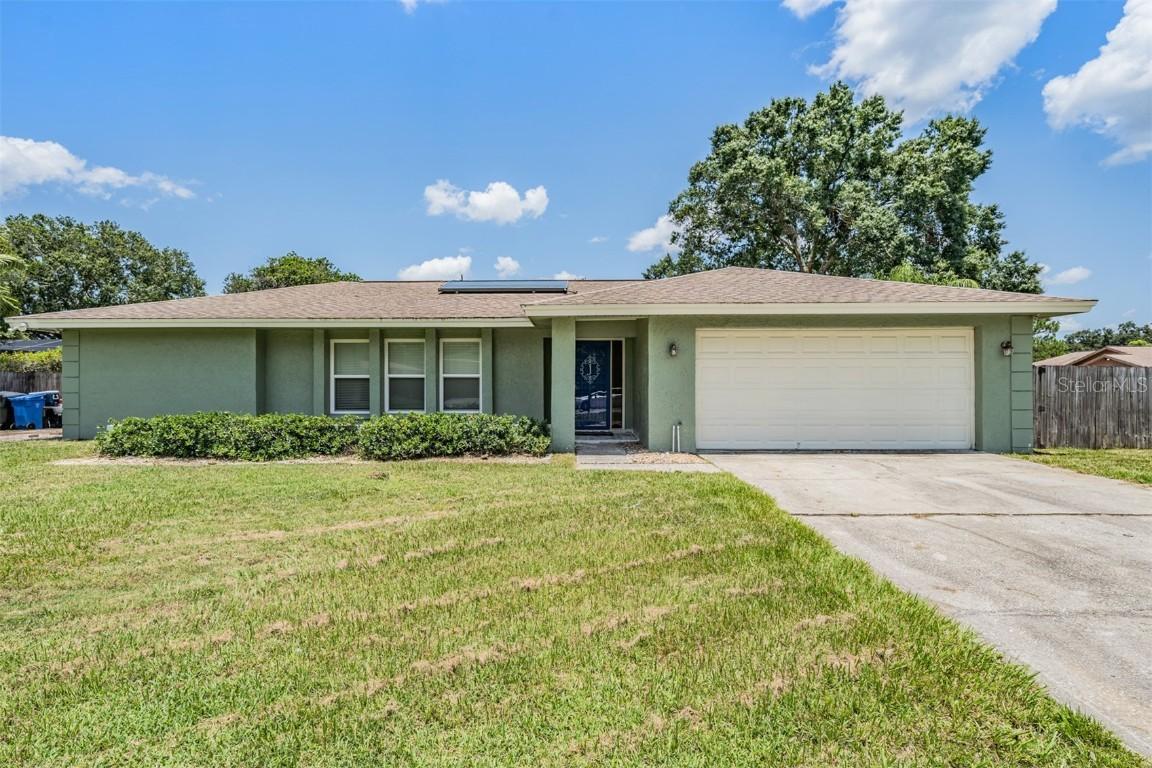 1903 Hunter Ln., Brandon, FL 33510