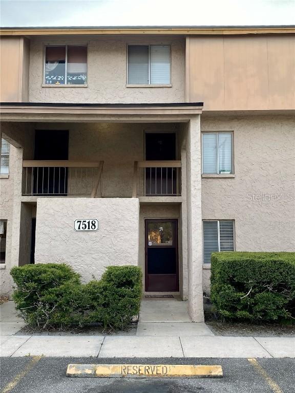 7518 Needle Leaf Pl. #36, Tampa, FL 33617