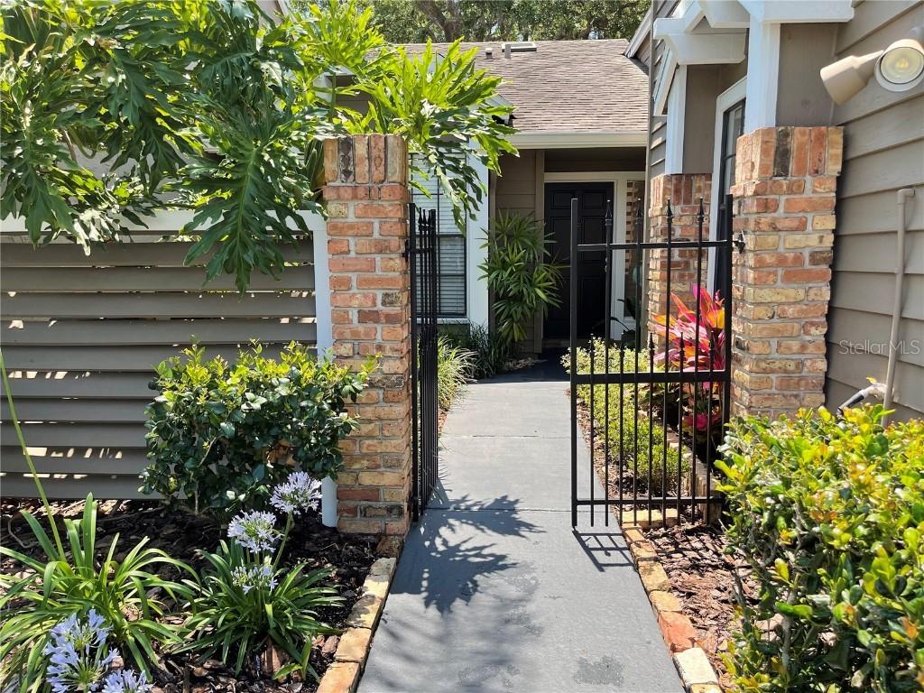 251 Hummingbird Ln., Longwood, FL 32779