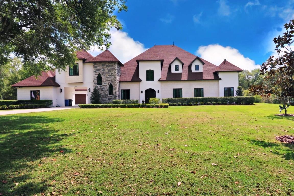 2626 Tylers River Run, Lutz, FL 33559