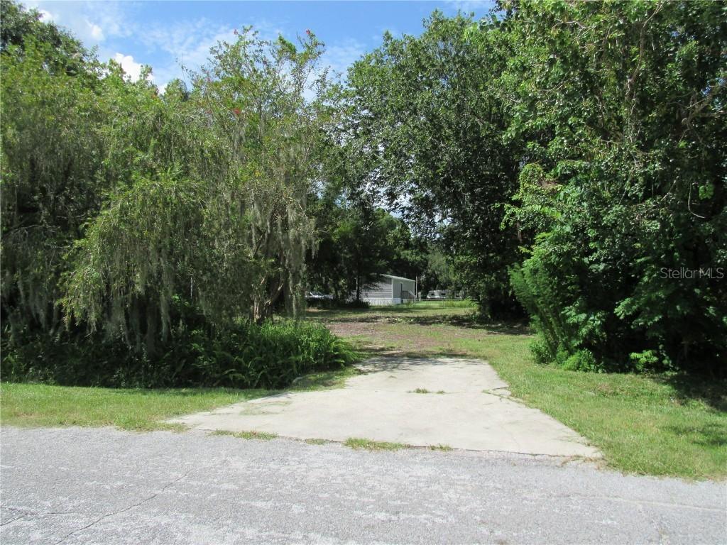 1202 Clarkwood Dr., Plant City, FL 33566