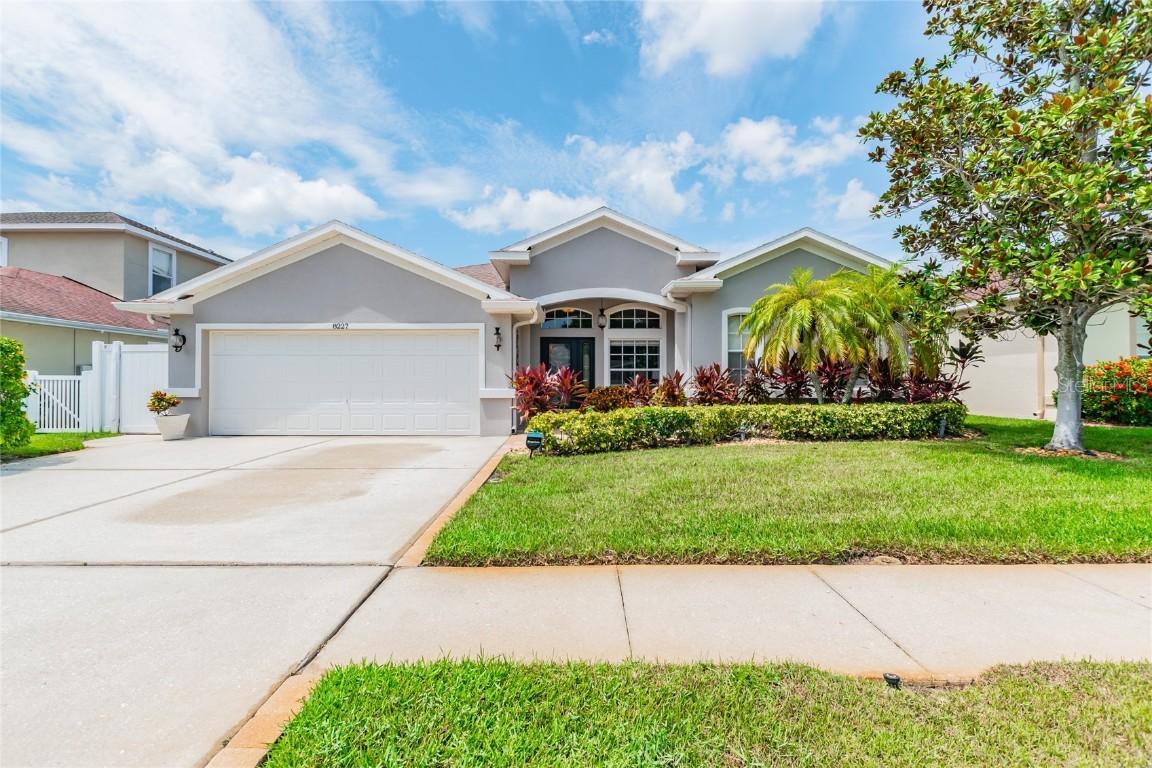 8227 Wild Oaks Way, Largo, FL 33773