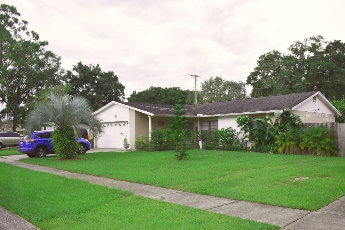 604 Bryan Terrace Dr., Brandon, FL 33511