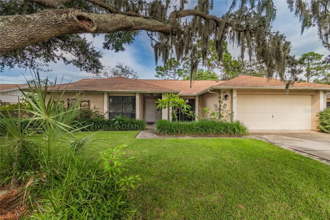 3908 Santee Way, Valrico, FL 33596