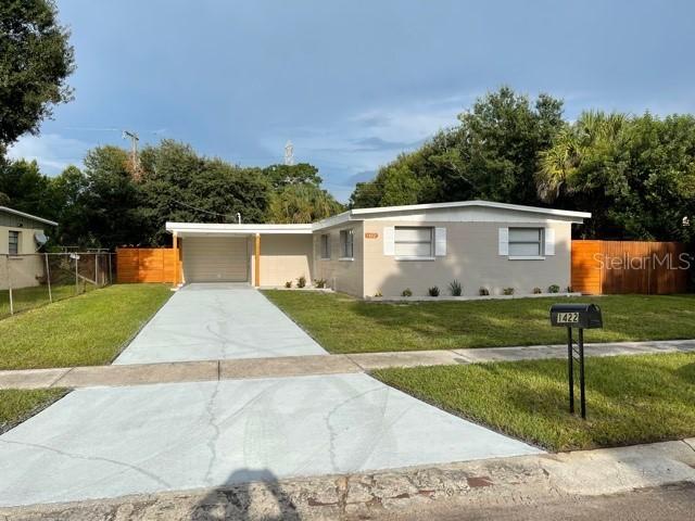 1422 Longwood Loop, Tampa, FL 33619