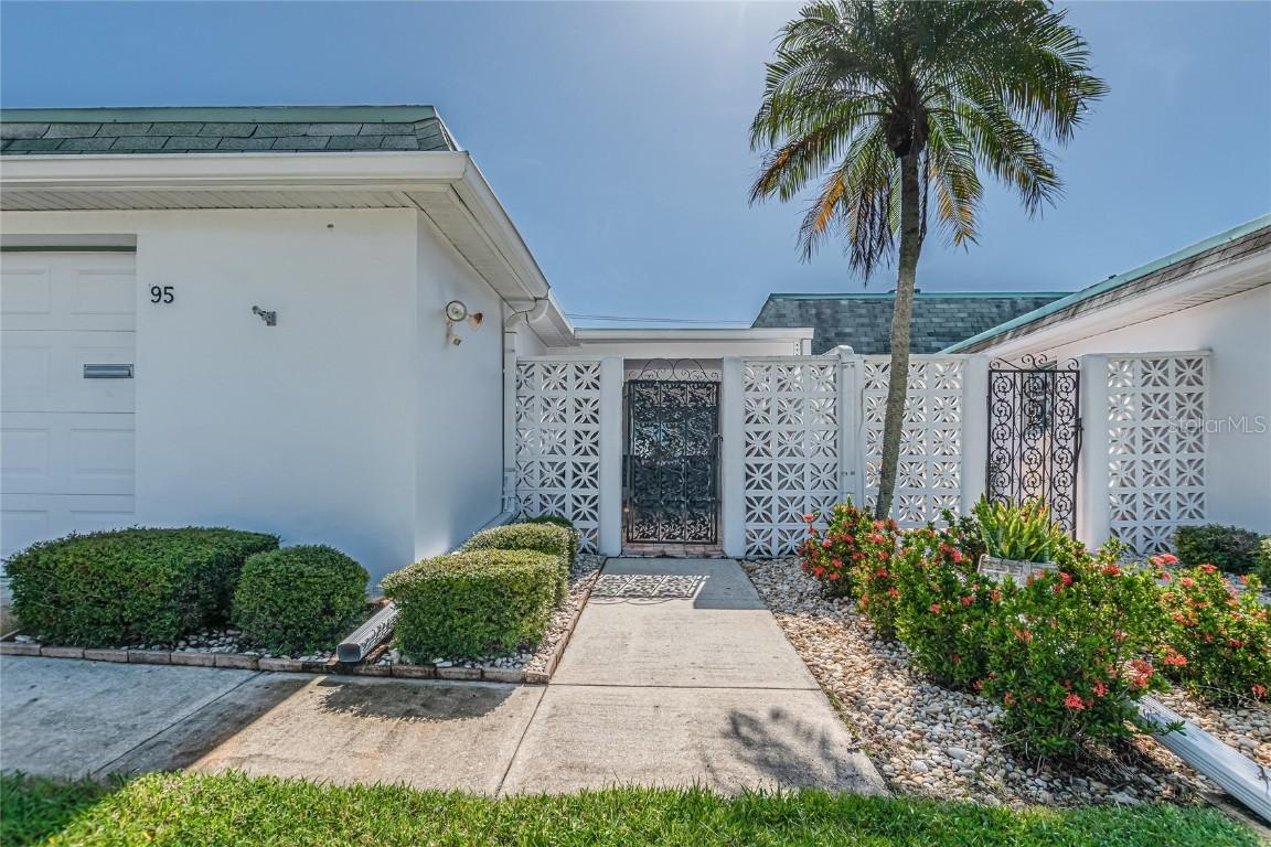 95 Boca Ciega Point Blvd., St Petersburg, FL 33708
