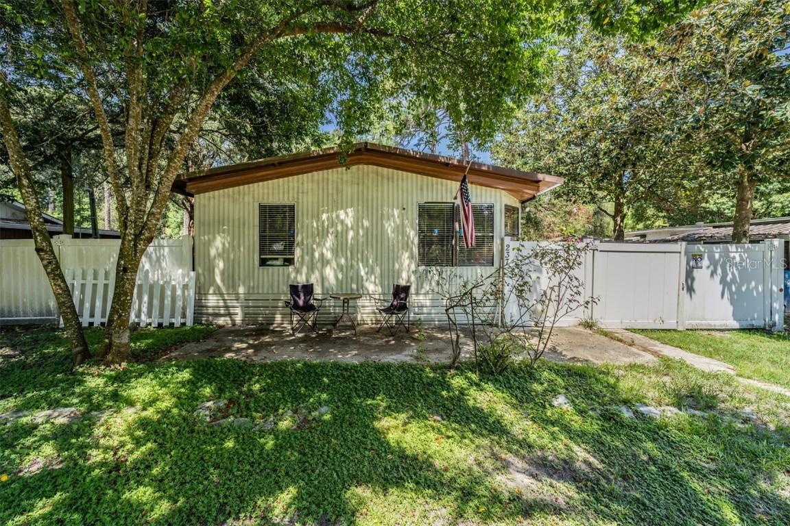 237 Monroe Ave., Brooksville, FL 34604