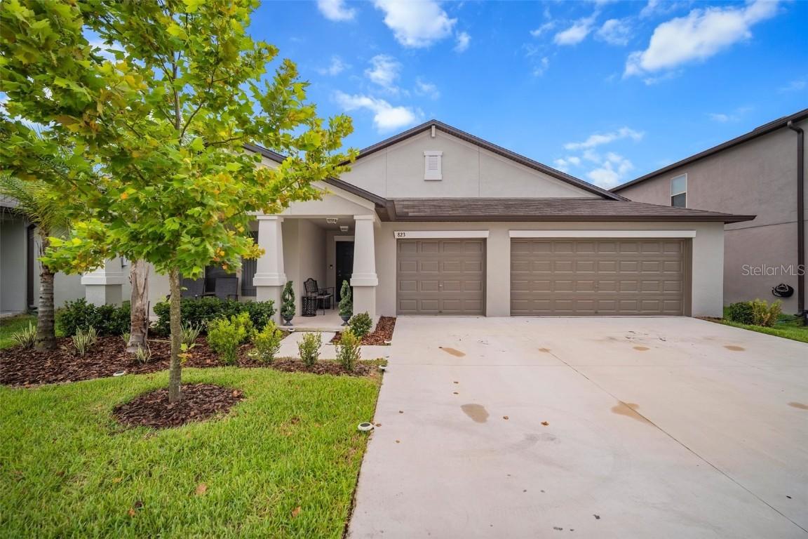 823 Timeless Moss Dr., Ruskin, FL 33570