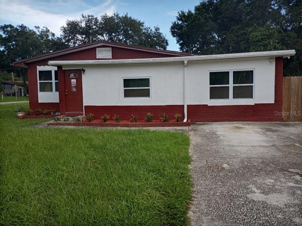 1340 Woodbine St., Clearwater, FL 33755