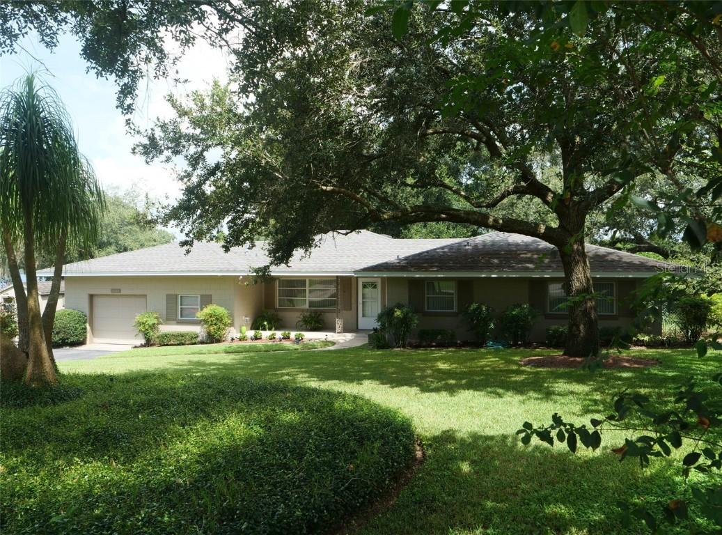 6923 Oswego Dr., Mount Dora, FL 32757