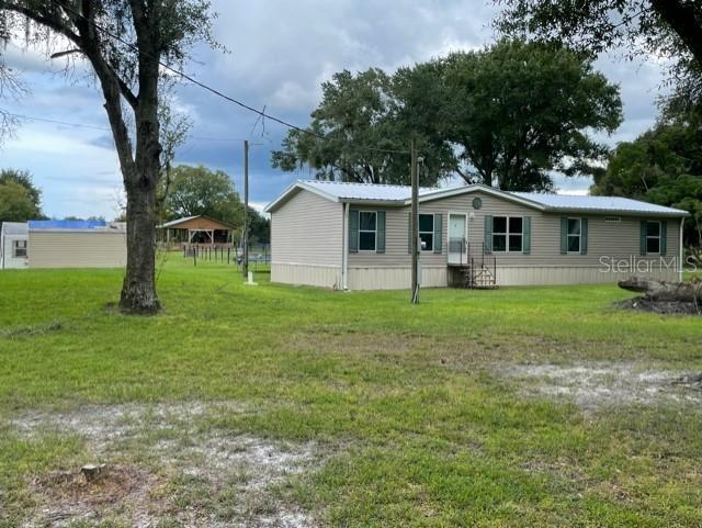 2040 Saunders Rd., Zephyrhills, FL 33540