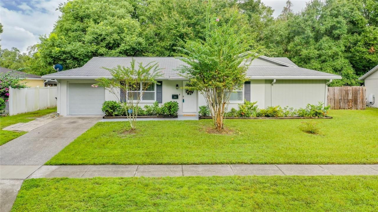 17504 Brandywine Dr., Lutz, FL 33549