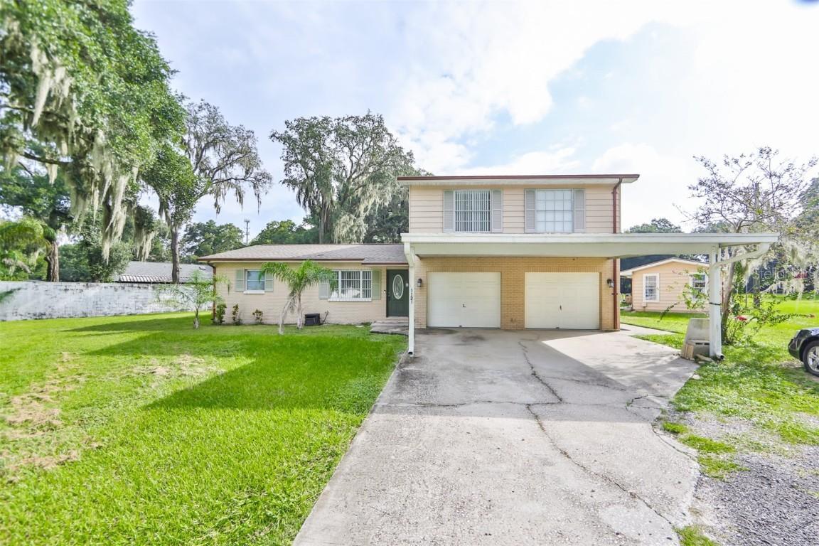 1121 Pam Dr., Brandon, FL 33510