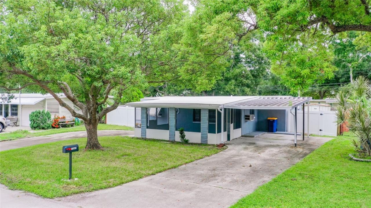 11869 104th St., Largo, FL 33773