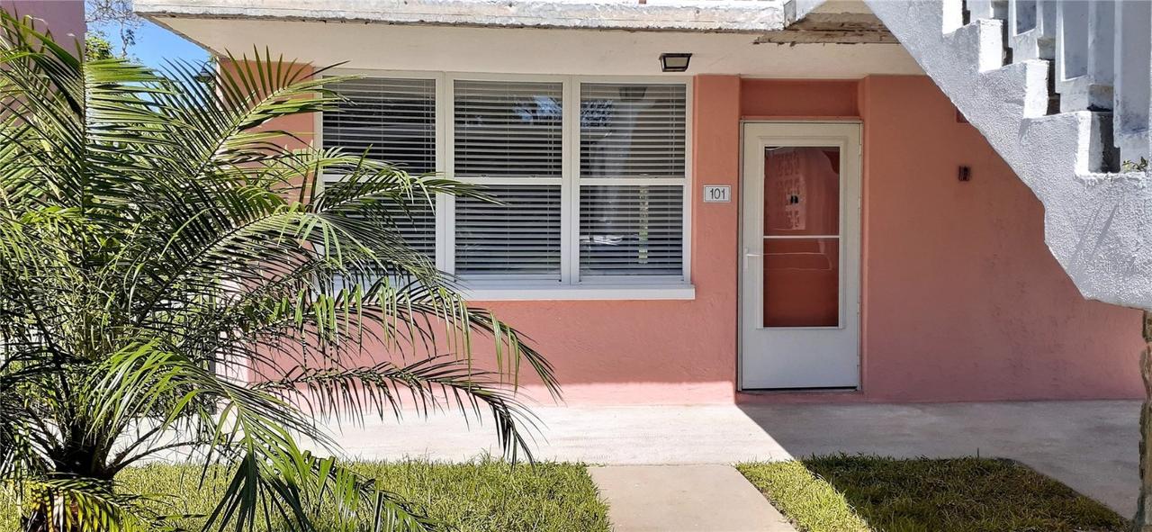 4720 Locust St. #101, St Petersburg, FL 33703