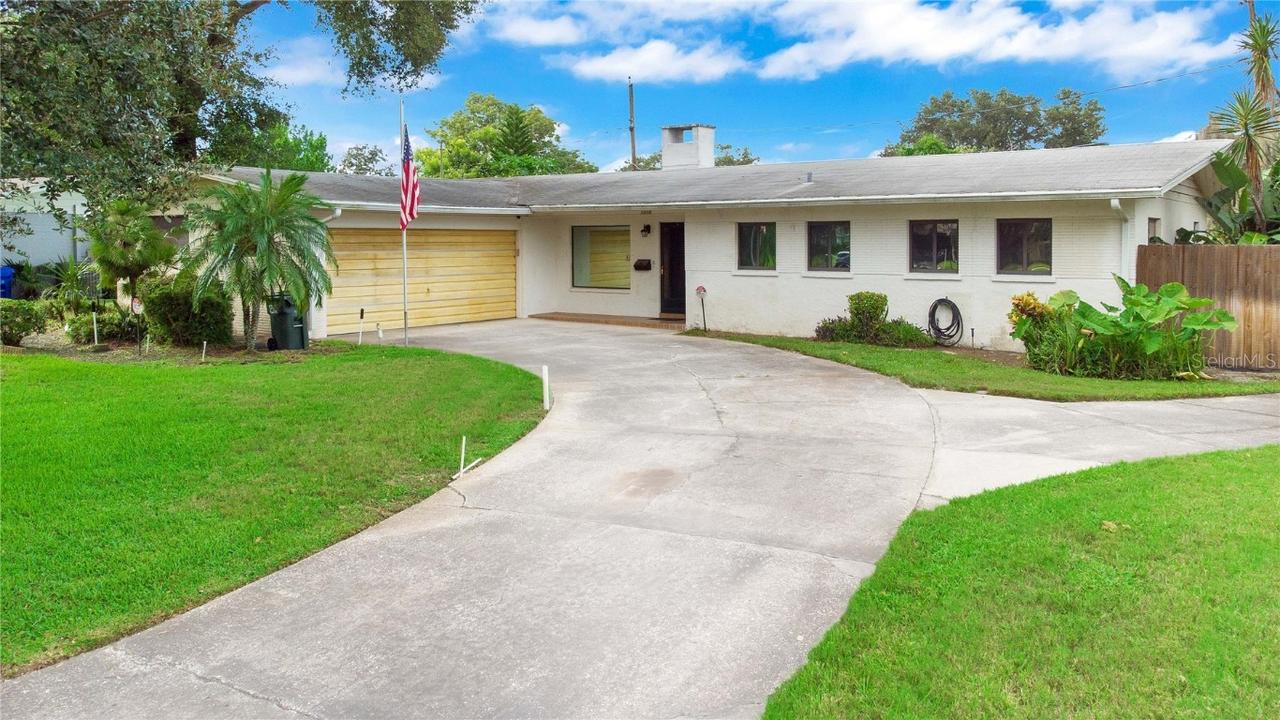 1218 Evergreen Dr., Lakeland, FL 33805