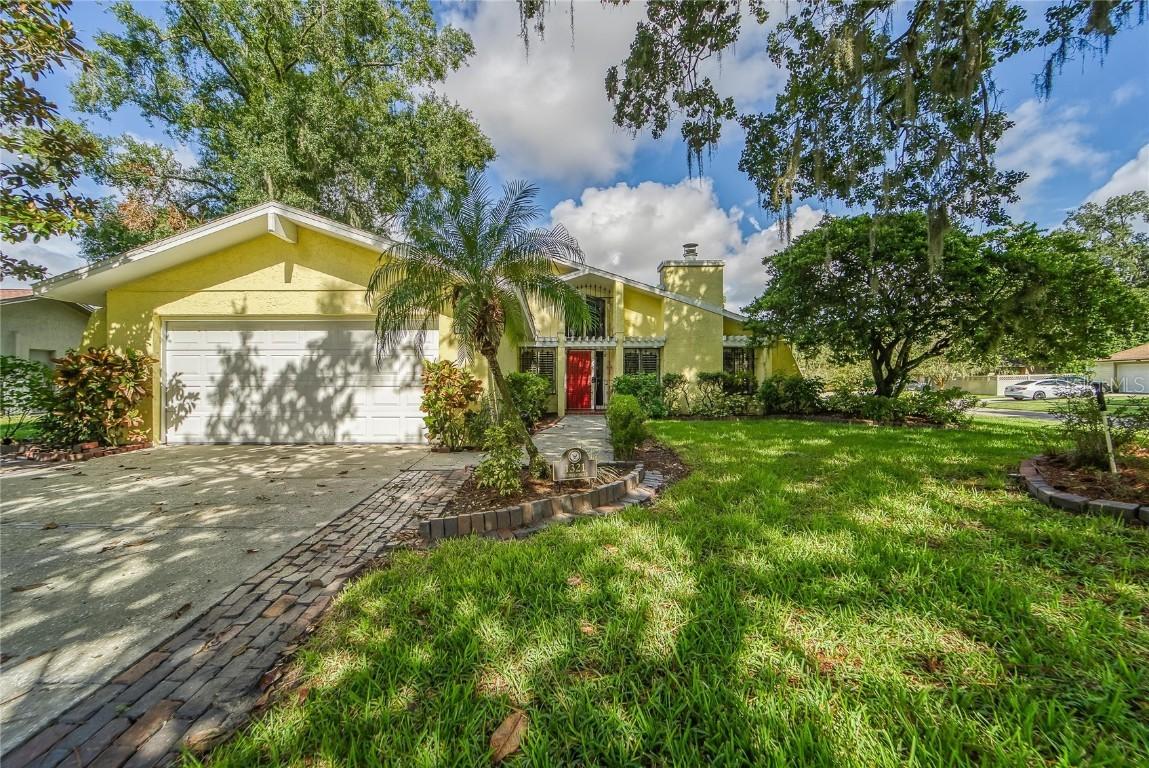 1321 Juniper Cir., Plant City, FL 33563