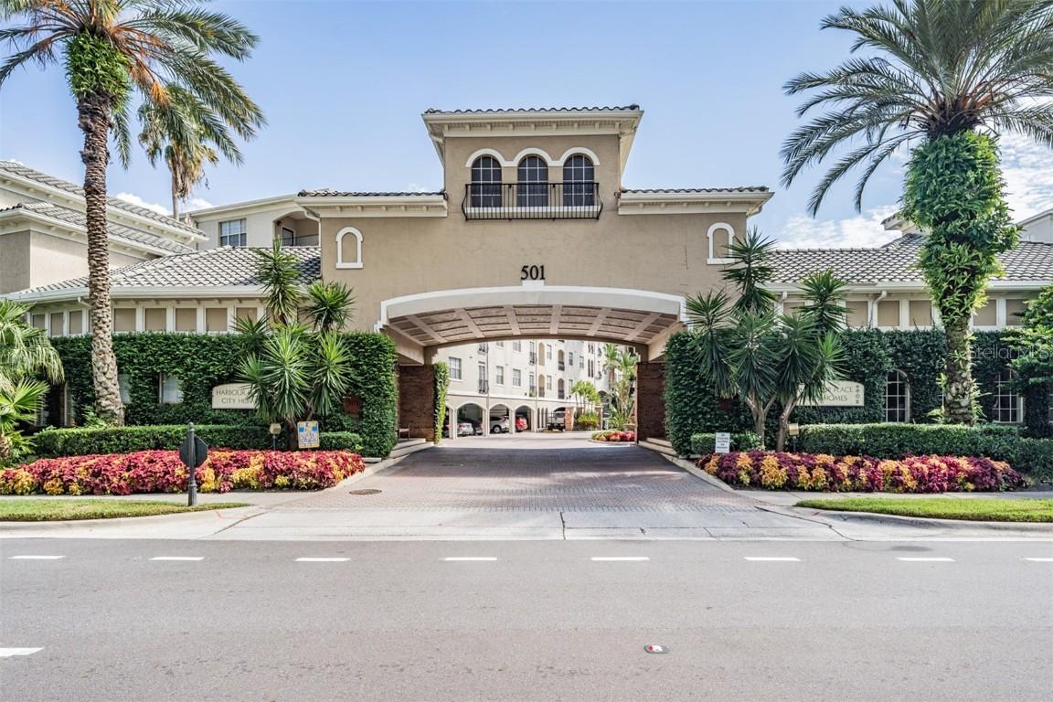 501 Knights Run Ave. #2321, Tampa, FL 33602