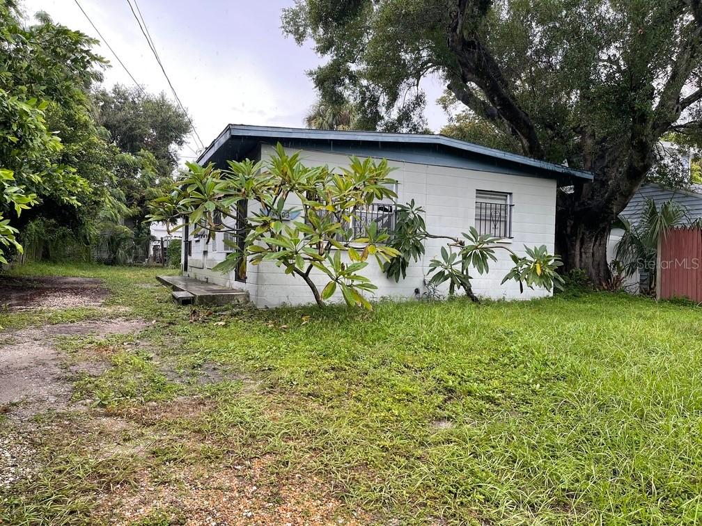 1903 W Nassau St. #B, Tampa, FL 33607