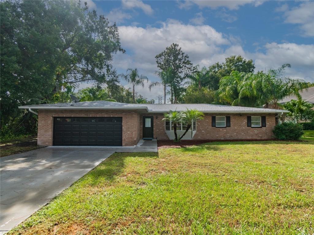 707 Lafayette Blvd., Oldsmar, FL 34677