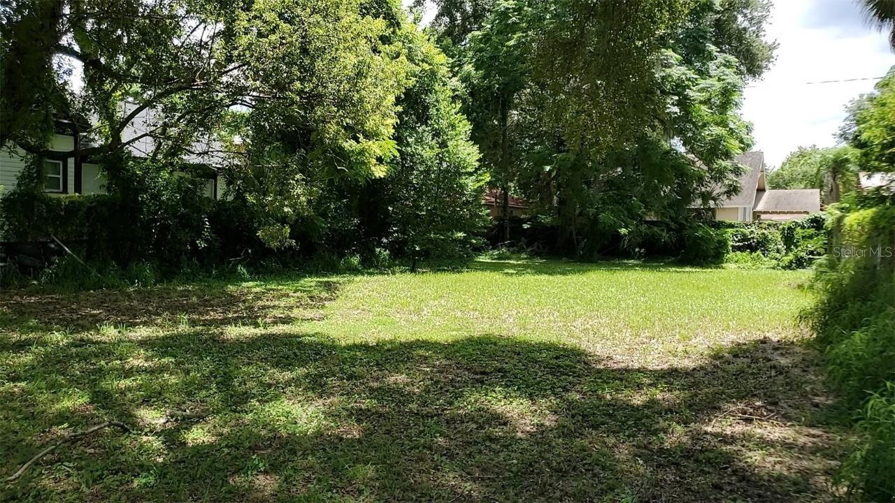 907 E 26th Ave., Tampa, FL 33605