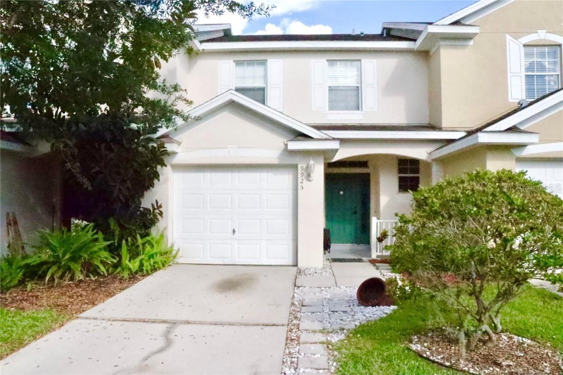 9925 Carlsdale Dr., Riverview, FL 33569