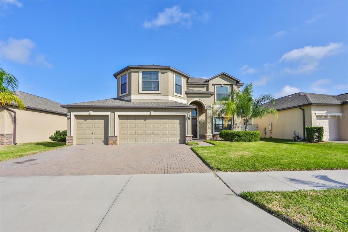 9854 Smarty Jones Dr., Ruskin, FL 33573