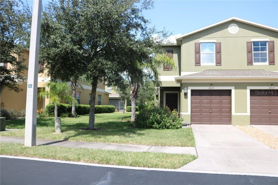 2819 Lantern Hill Ave., Brandon, FL 33511