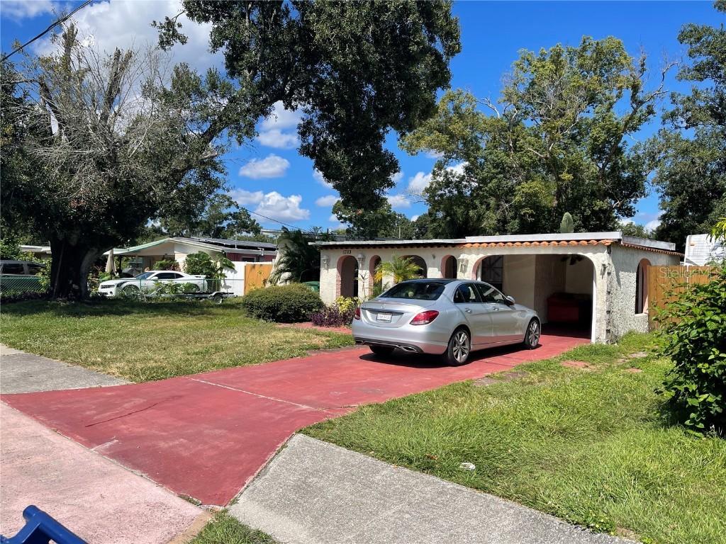 1703 W Hanna Ave., Tampa, FL 33604