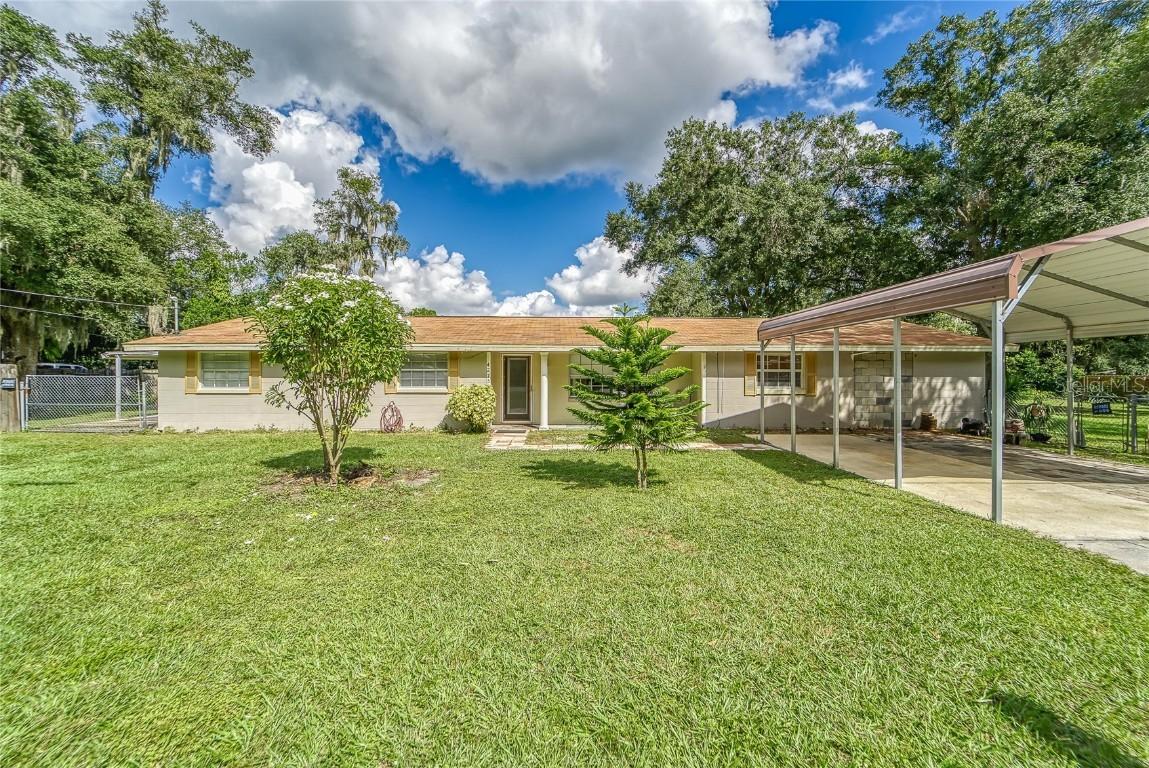 4275 Sabal Palm Dr., Mulberry, FL 33860