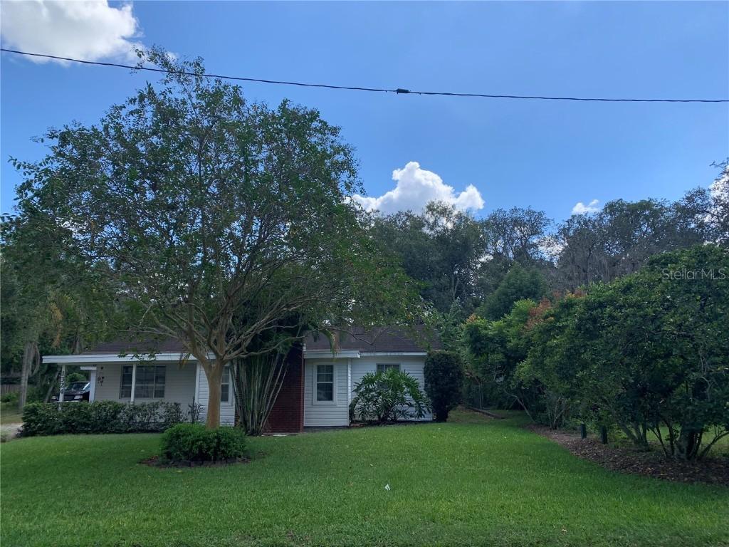 1324 Divot Ln., Tampa, FL 33612