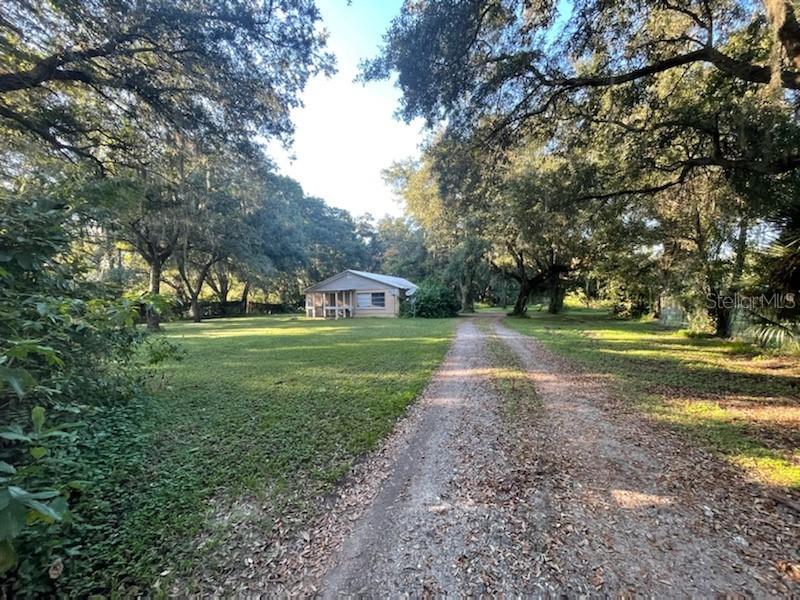 512 Half Mile Rd., Plant City, FL 33565