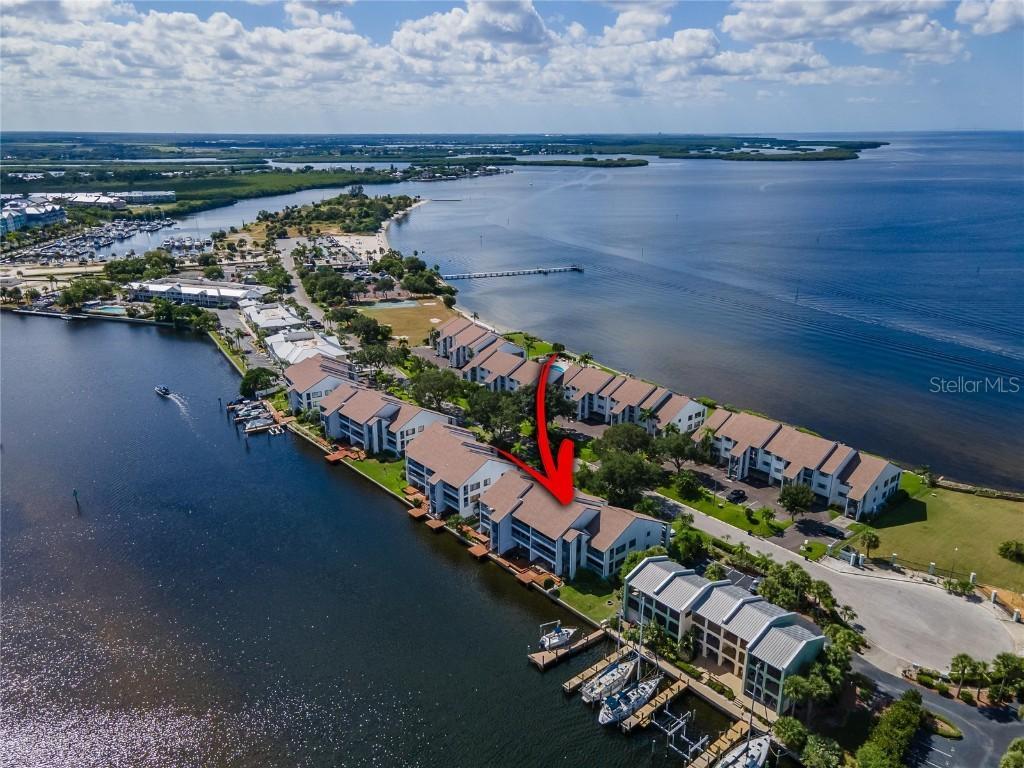821 Bahia Del Sol Dr. #A, Ruskin, FL 33570