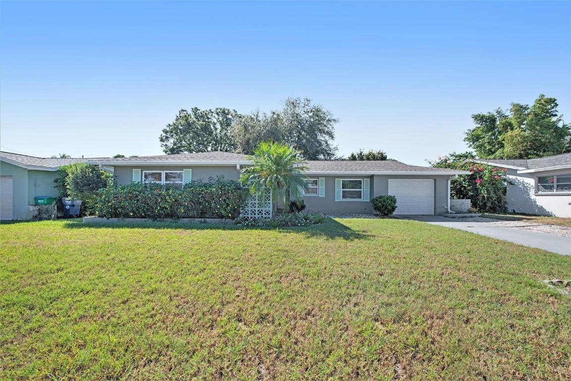 10994 90th Ter., Seminole, FL 33772