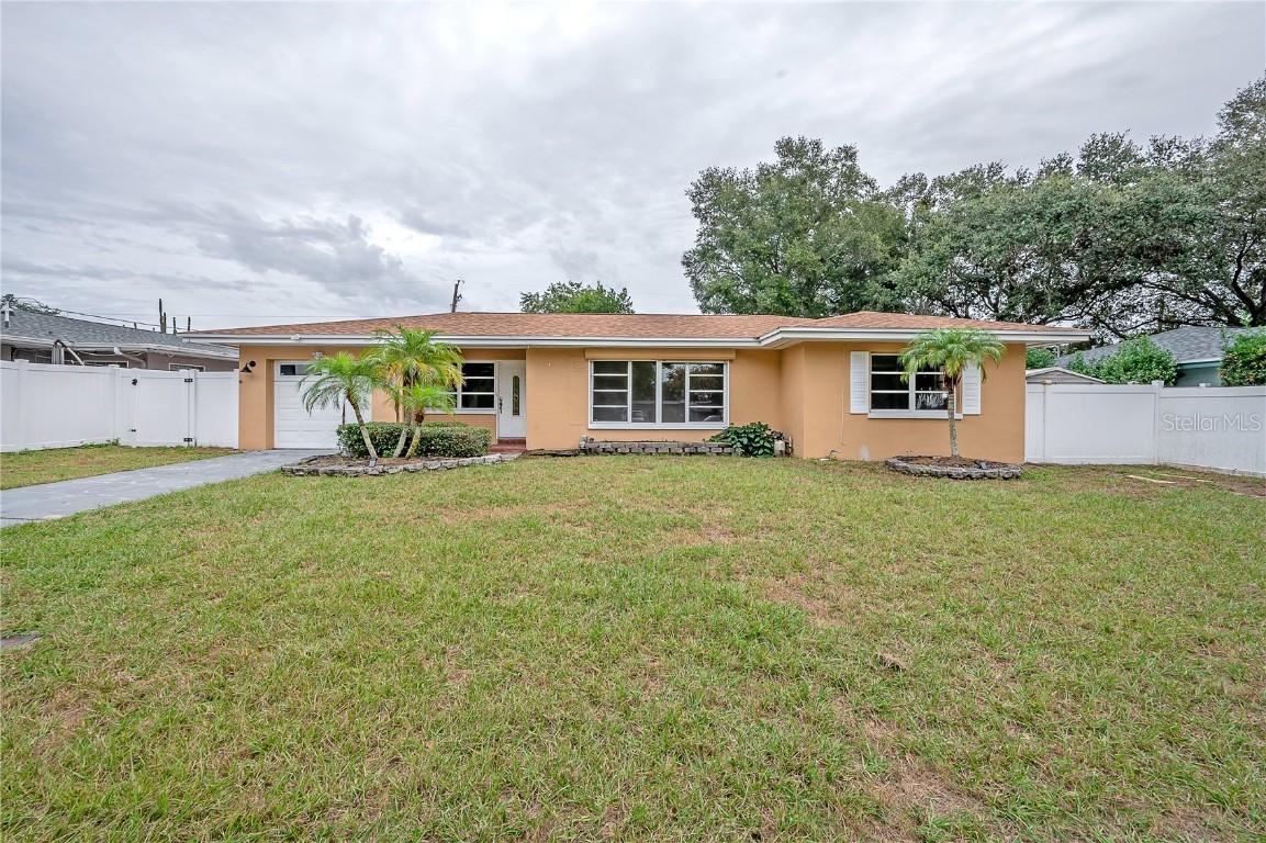 1353 Douglas Dr., Clearwater, FL 33756