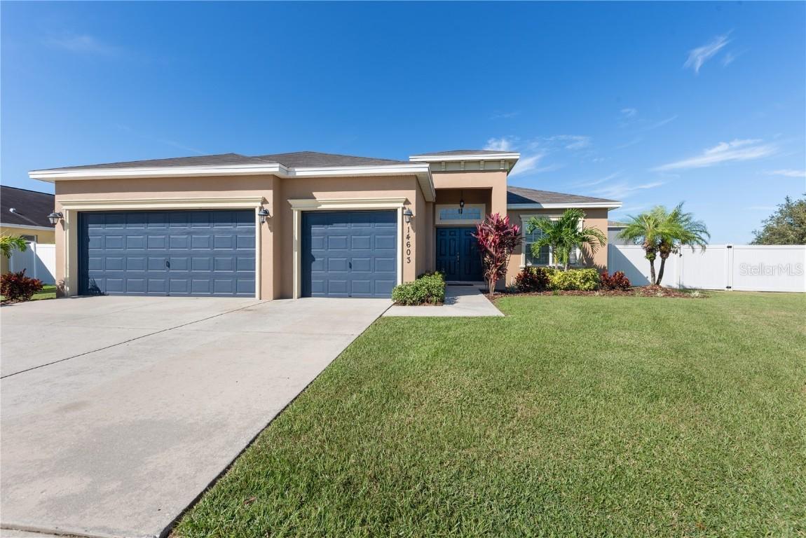 14603 Brogan Castle Pl., Wimauma, FL 33598