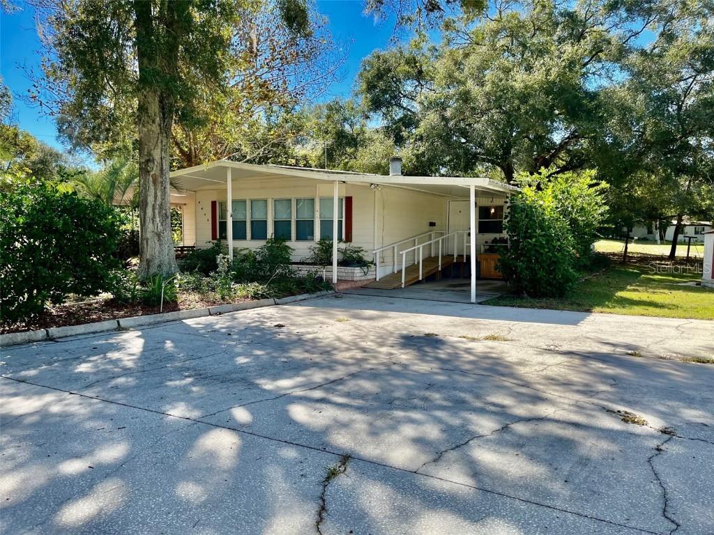 9435 Starline Dr., Dade City, FL 33525