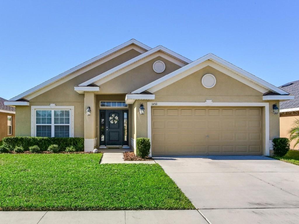 14511 Dunrobin Dr., Wimauma, FL 33598
