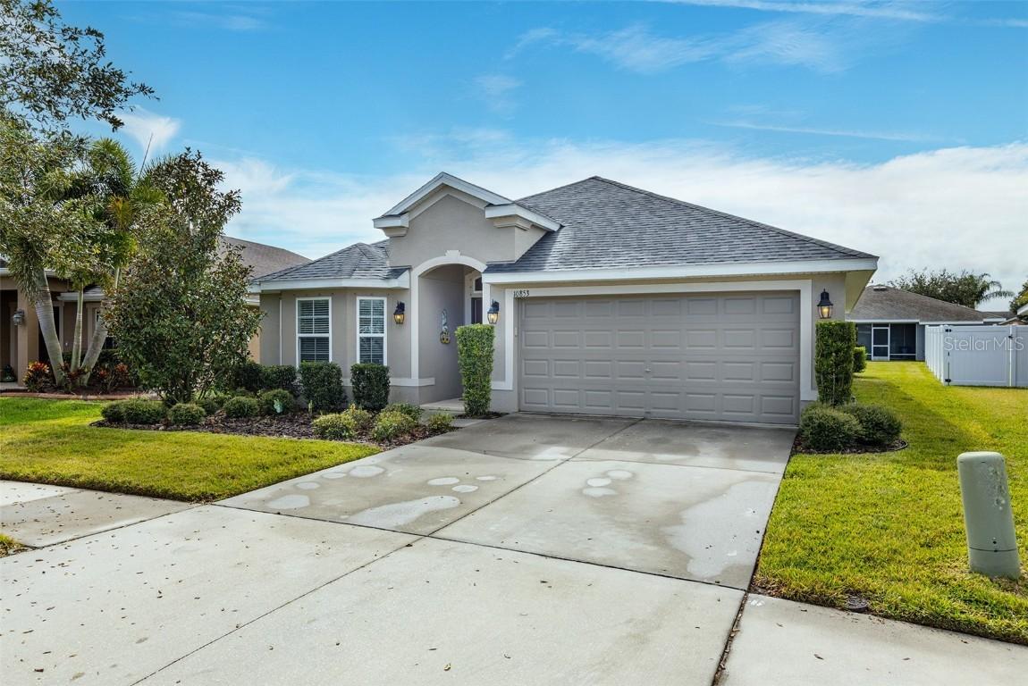 10853 Kirkwall Port Dr., Wimauma, FL 33598