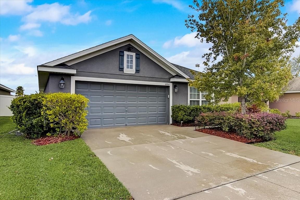 10904 Kirkwall Port Dr., Wimauma, FL 33598