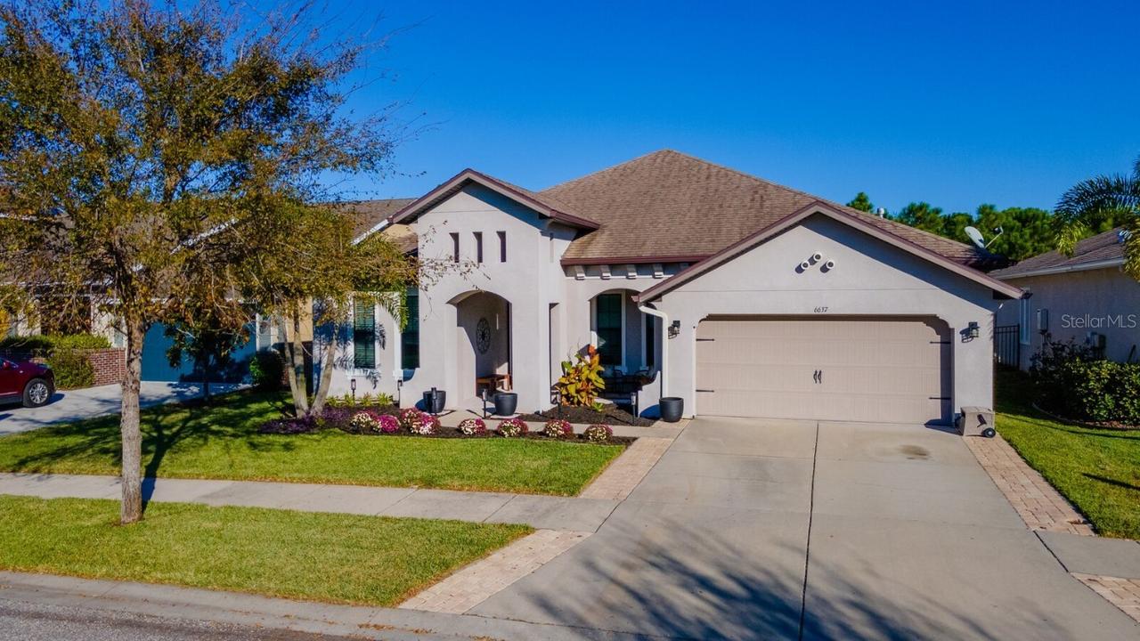 6637 Current Dr., Apollo Beach, FL 33572