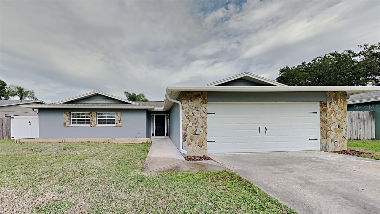 9649 128th Ter., Largo, FL 33773